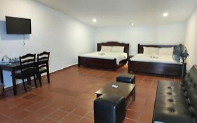 Armenian Suite Hotel